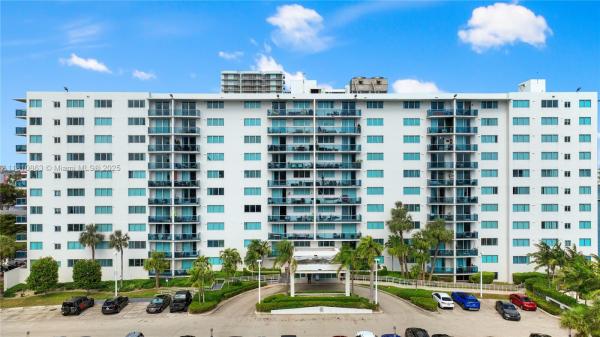 Treasure Island, 7525 E Treasure Dr #712, North Bay Village, Florida 33141, image 1