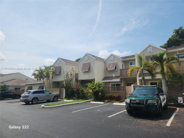 Coconut Key, 4724 S Hemingway Cir, Margate, Florida 33063, image 1