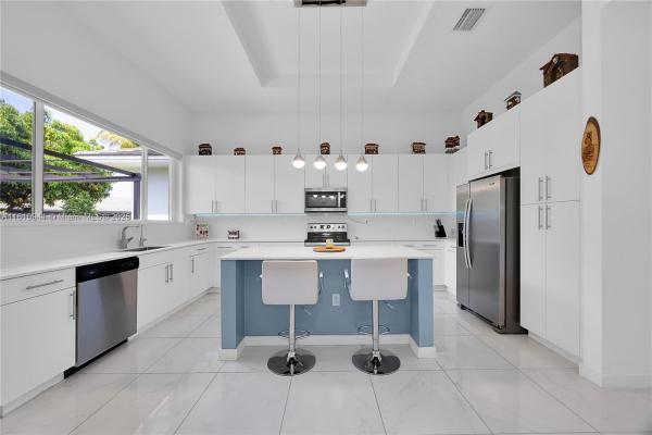 Venetian Parc, 15037 SW 174th St, Richmond West, Florida 33187, image 2