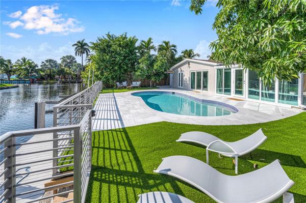 Avon Isles, 3472 SW 44th St, Dania Beach, Florida 33312, image 1