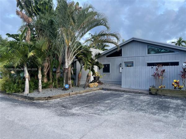 11308 SW 112th Cir Ln N, Unincorporated Dade County, Florida 33176, image 1
