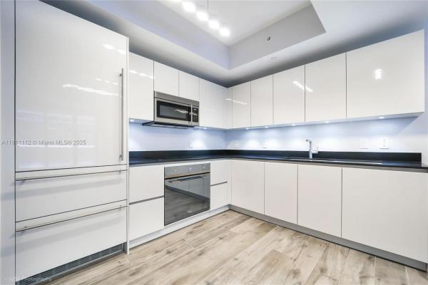 1010 Brickell, 1010 Brickell #1906, Miami, Florida 33131, image 1