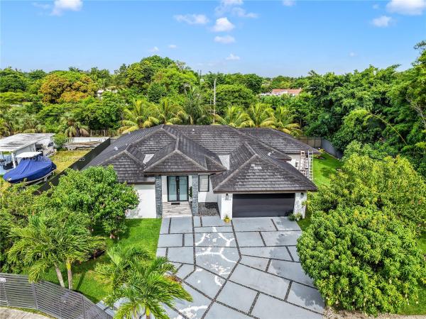 Anabar, 19120 SW 127th Pl, South Miami Heights, Florida 33177, image 3
