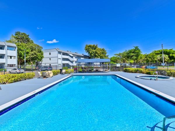 Sands Point, 8401 Lagos De Campo Blvd #210V, Tamarac, Florida 33321, image 1