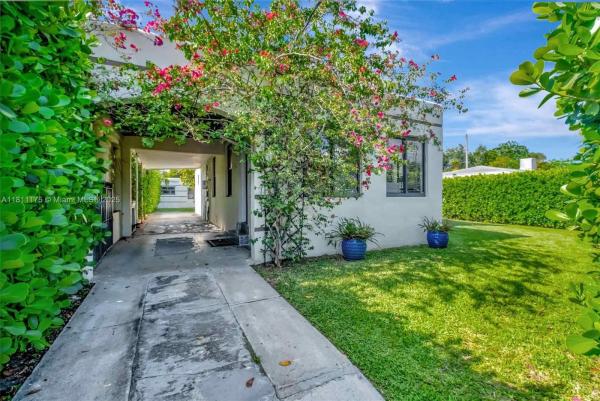 Grosse Pointe Highlands, 2763 NW 3rd St, Miami, Florida 33125, image 1