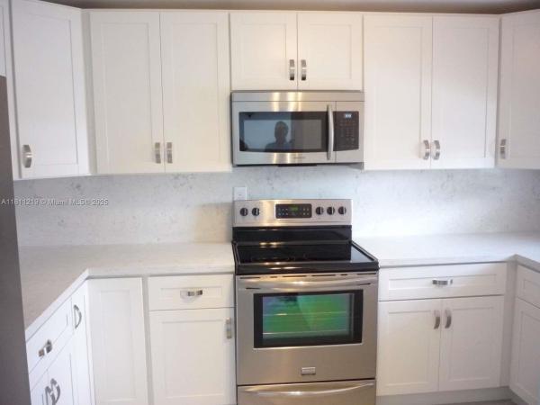 Hollybrook Golf & Tennis Club, 9520 S Hollybrook Lake Dr #205, Pembroke Pines, Florida 33025, image 1
