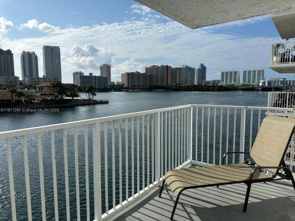 Eden Point, 4000 NE 169 St #405, North Miami Beach, Florida 33160, image 1