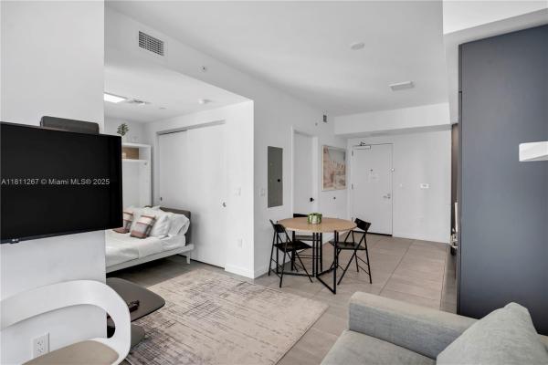 YotelPad Miami, 227 NE 2nd St #2208, Miami, Florida 33132, image 3