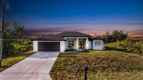 2709 58th St W, Lehigh Acres, Florida 33971, image 1