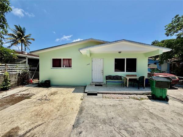 1060 NW 24th St, Miami, Florida 33127, image 1