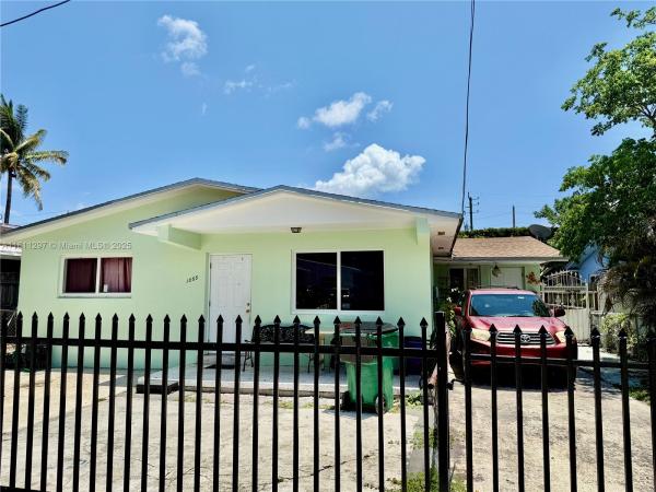 1060 NW 24th St, Miami, Florida 33127, image 3