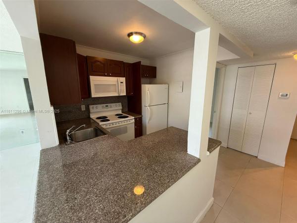 Waterpoint, 3868 NE 169th St #204, North Miami Beach, Florida 33160, image 1