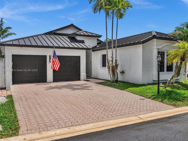 Silver Lakes, 13381 SW 151st Ter, Three Lakes, Florida 33186, image 2