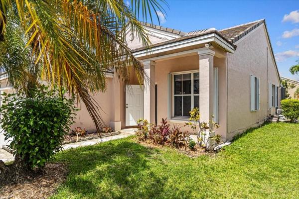 Savannah Falls, 930 Briar Ridge Rd, Weston, Florida 33327, image 1