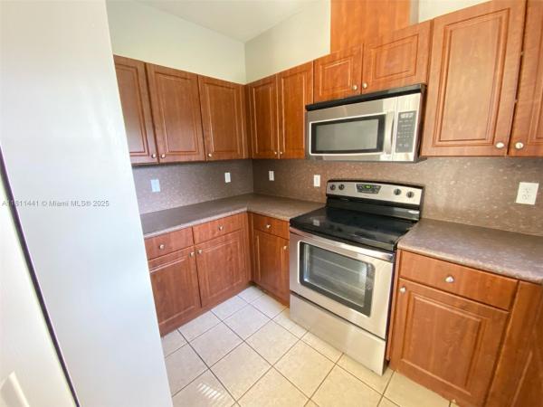 Marianas Homestead, 1098 NE 41st Ave, Homestead, Florida 33033, image 3