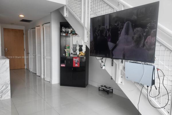 Vizcayne North, 244 Biscayne Blvd #644, Miami, Florida 33132, image 2