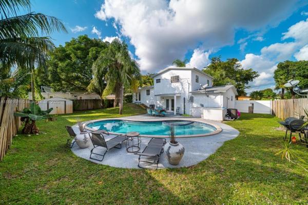 Boulevard Heights, 7120 Duval St, Hollywood, Florida 33024, image 1
