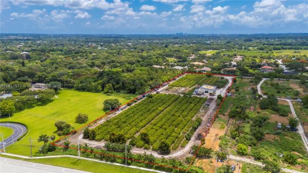 4077 SW 121st Ter, Davie, Florida 33330, image 1