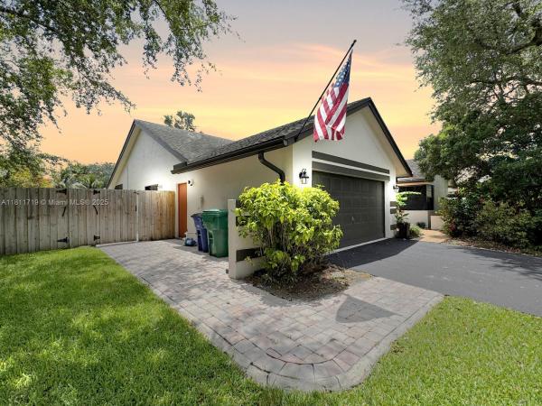 Country Address Encore, 5816 SW 89th Way, Cooper City, Florida 33328, image 3