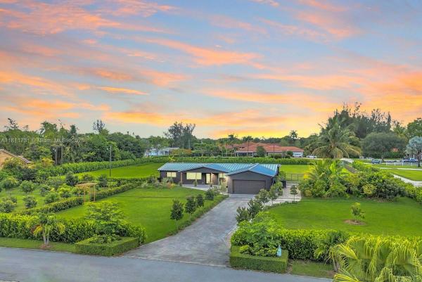 Paradise Farms, 13711 SW 29th St, Davie, Florida 33330, image 3