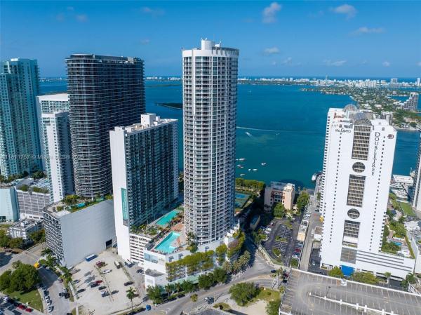 Opera Tower, 1750 N Bayshore Dr #1407, Miami, Florida 33132, image 2