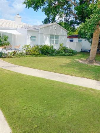 Hollywood Lakes, 1625 Hollywood Blvd, Hollywood, Florida 33020, image 1