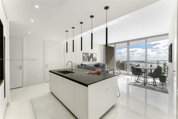 300 Biscayne Blvd Way #3606, Miami, Florida 33130, image 1