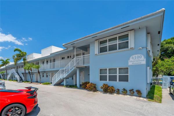 Sherwood House, 6100 NE 7th Ave #20, Boca Raton, Florida 33487, image 1
