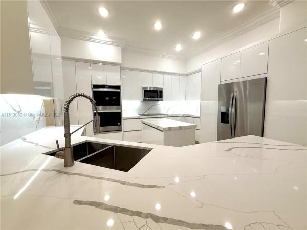 Montclaire, 2547 Montclaire Cir #2547, Weston, Florida 33327, image 1