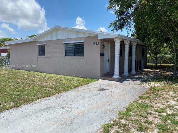 Riverdale Estates, 3515 NW 205th St, Miami Gardens, Florida 33056, image 1