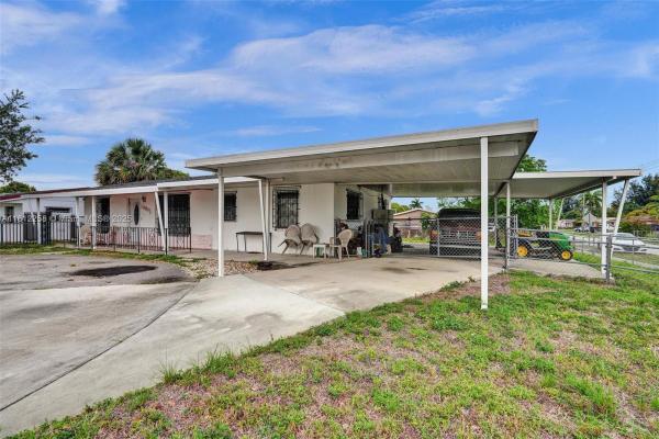 Carol City Gardens, 19601 NW 47th Ave, Miami Gardens, Florida 33055, image 3