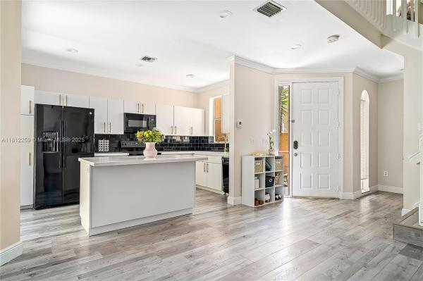 Spinnaker Bay, 21024 NE 34th Ct, Aventura, Florida 33180, image 1