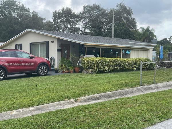 Sunshine Park Estates, 2430 N 61st Ter, Hollywood, Florida 33024, image 3