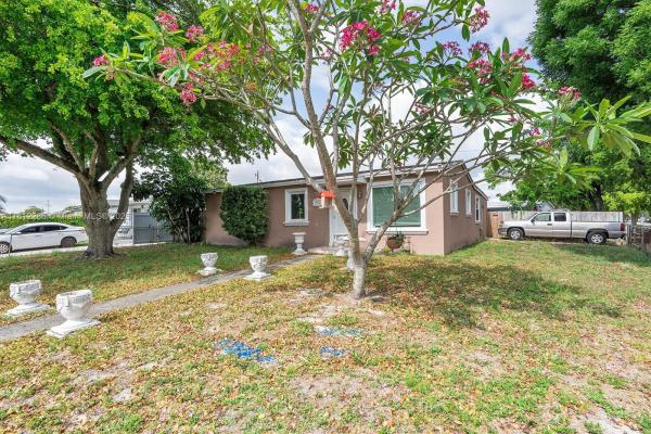 Boulevard Heights, 840 N 68th Ter, Hollywood, Florida 33024, image 1