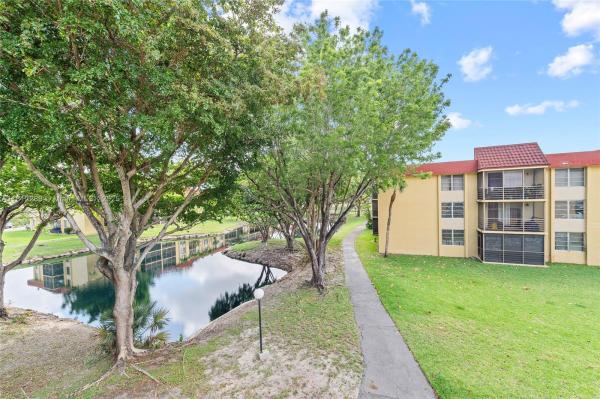 Foxcroft, 3253 Foxcroft Rd #G312, Miramar, Florida 33025, image 2