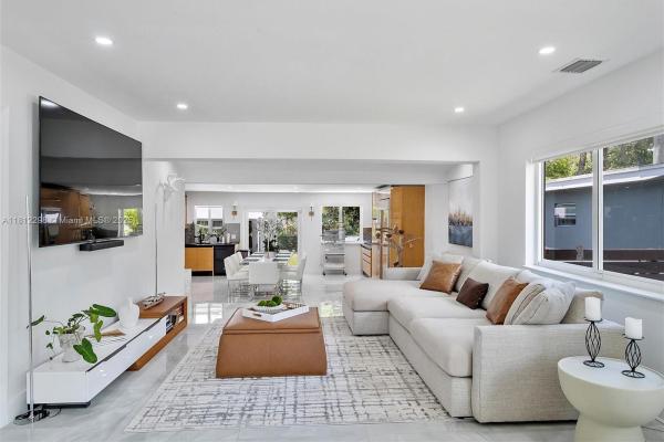 Sunny Acres, 974 NE 145th St, North Miami, Florida 33161, image 3
