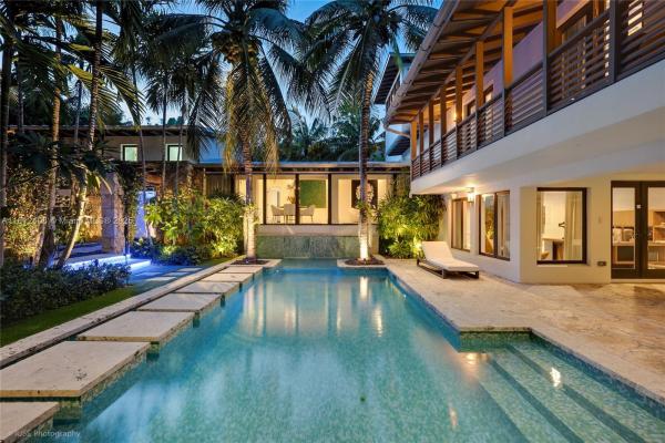 Sans Souci, 3571 N Prospect Dr, Miami, Florida 33133, image 1