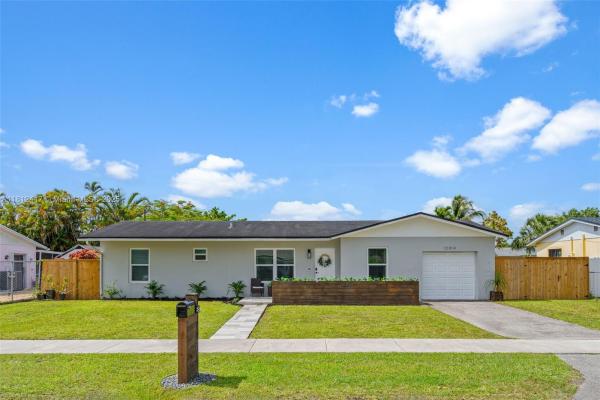 10814 SW 157th Ter, Miami, Florida 33157, image 1