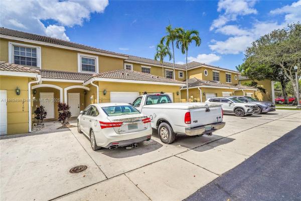 Pelican Pointe, 12106 SW 2nd St, Pembroke Pines, Florida 33025, image 1