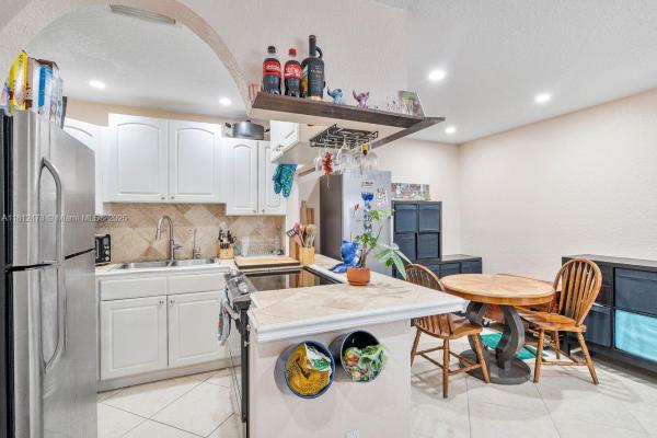 Cypress Trace, 3032 Coral Ridge Dr #217C, Coral Springs, Florida 33065, image 3