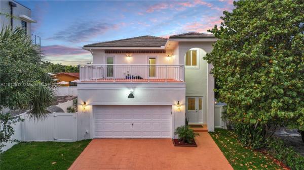 Wahoo, 3229 Canal Dr, Pompano Beach, Florida 33062, image 1