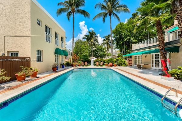 Crystal Bluff, 1870 S Bayshore Dr, Miami, Florida 33133, image 1
