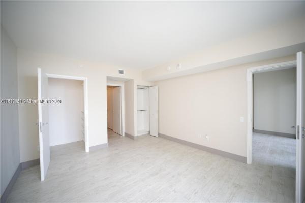 Brickell House, 1300 Brickell Bay Dr #1006, Miami, Florida 33131, image 3