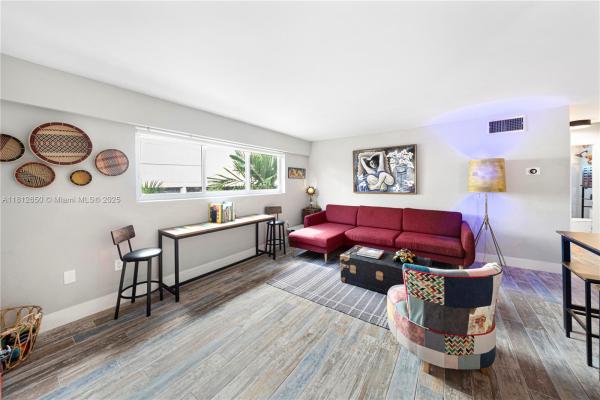 Twin Towers, 1614 West Ave #306, Miami Beach, Florida 33139, image 1