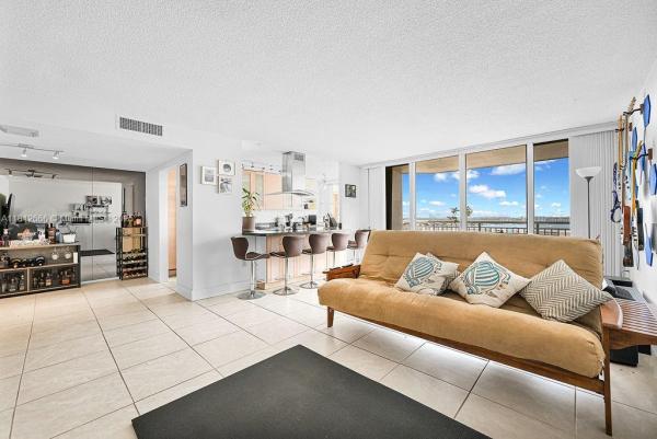 Del Prado, 18041 Biscayne Blvd #1201-4, Aventura, Florida 33160, image 3