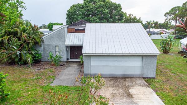 Riverview, 802 SE Kendall Ave, Port St. Lucie, Florida 34983, image 3