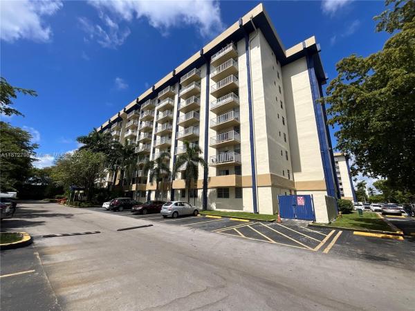 Yolanda Villas, 4550 NW 9th St #118E, Miami, Florida 33126, image 1