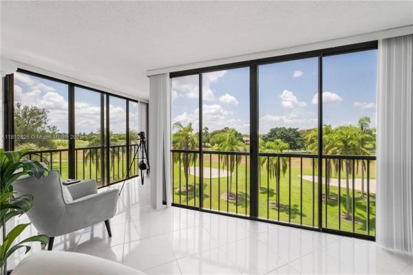 Country Club Village, 16300 Golf Club Rd #411, Weston, Florida 33326, image 1