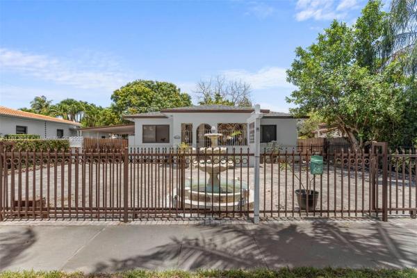 525 NW 32nd Ave, Miami, Florida 33125, image 1