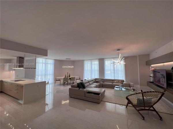 North Tower At Marina Palms, 17301 Biscayne Blvd #1402, North Miami Beach, Florida 33160, image 1